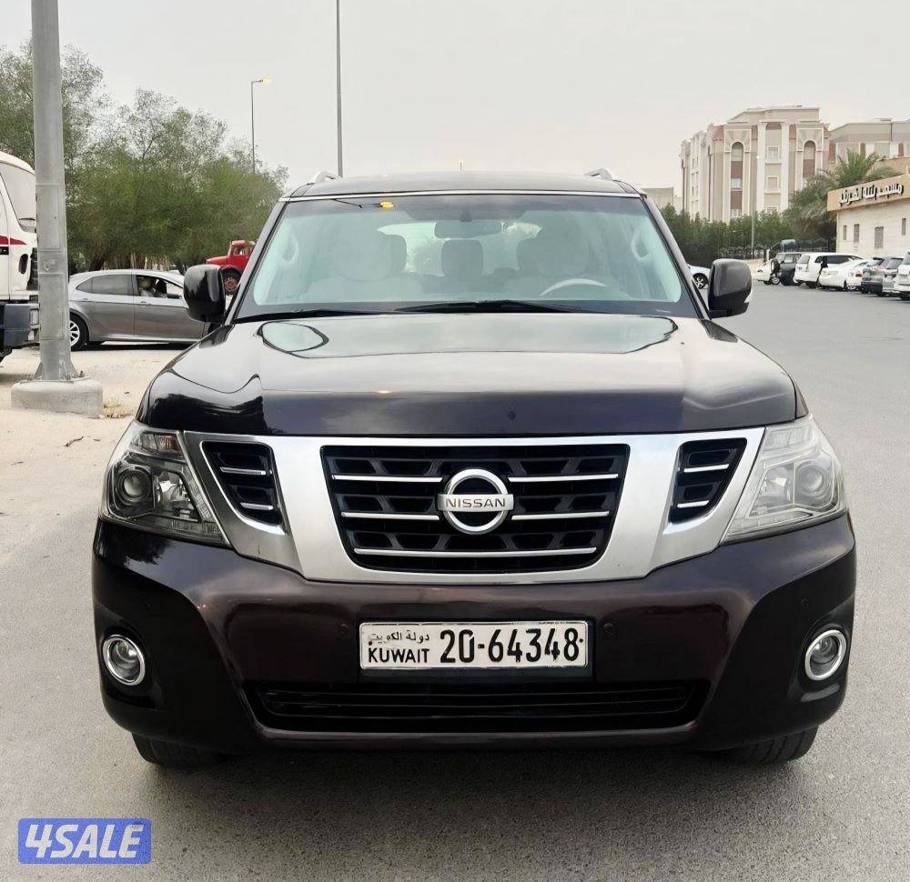 Nissan Patrol 2013 SE (Burgundy)11