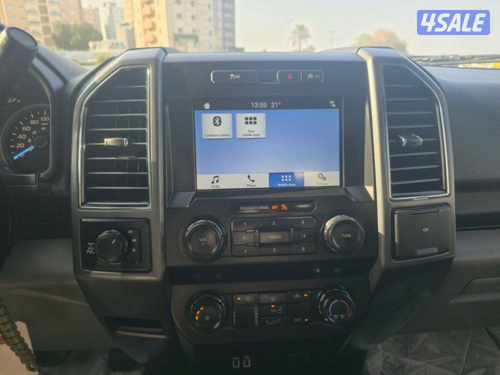 Ford F-150 2019 model 4x4 ( 48000 km ) ORGINAL PAINT12