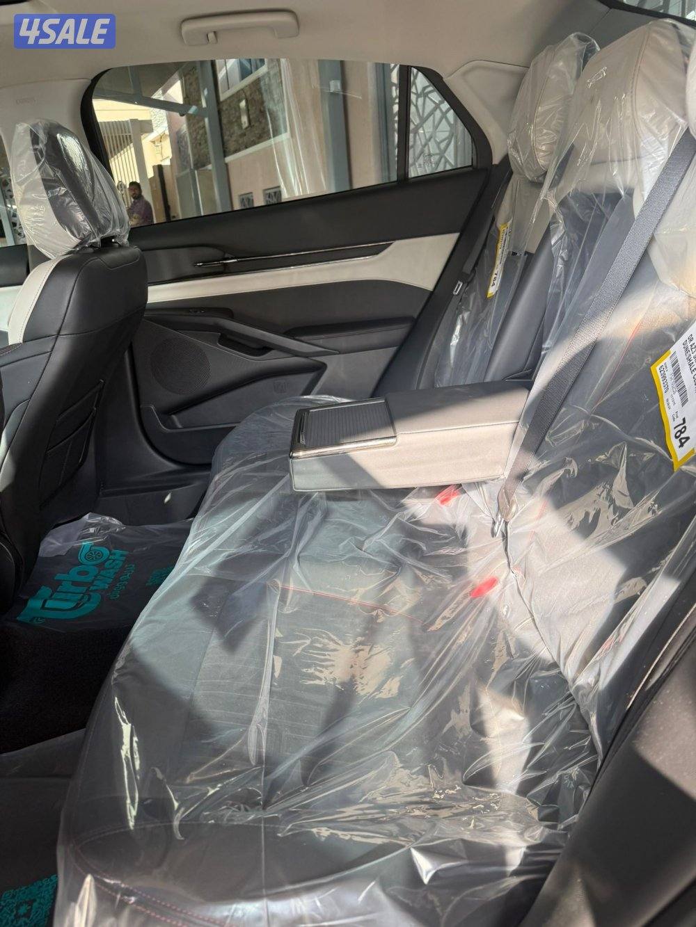 للبيع فورد تورس موديل 20232