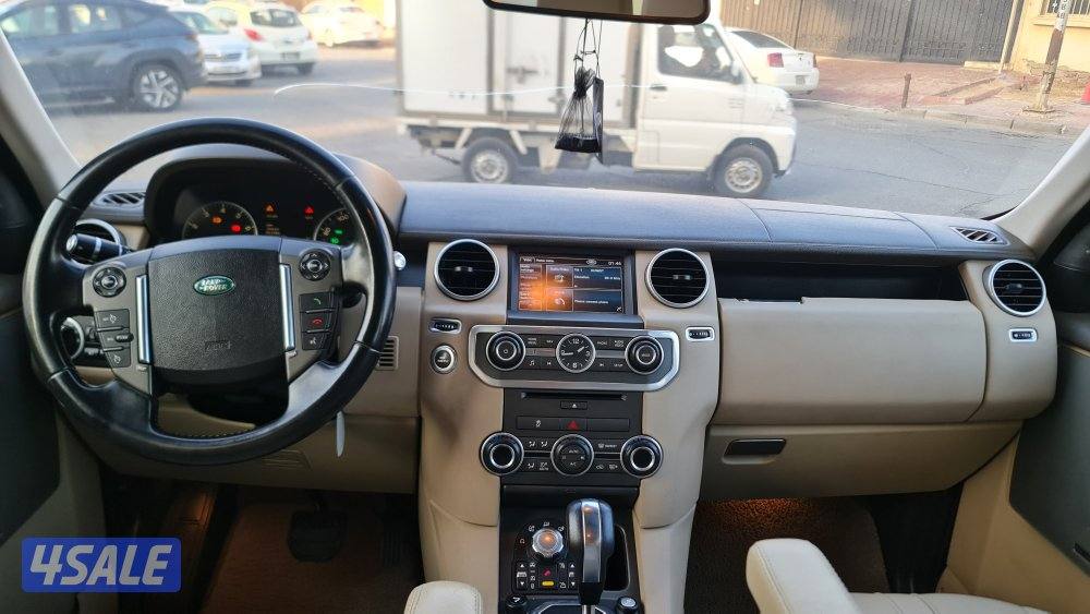 للبيع لاندروفر - دسكفري موديل 210137