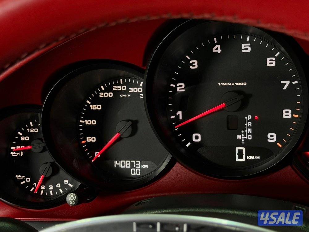 كاريرا S وكالة موديل ٢٠١٣ عداد ١٤٠ الف كيلو8