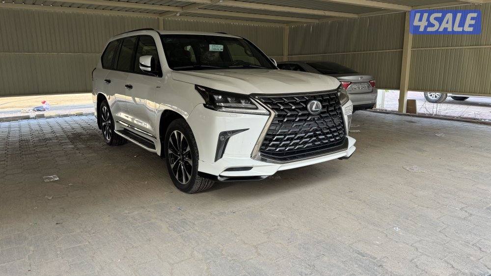 للبيع لكسز 2019 بلاك اديشن0