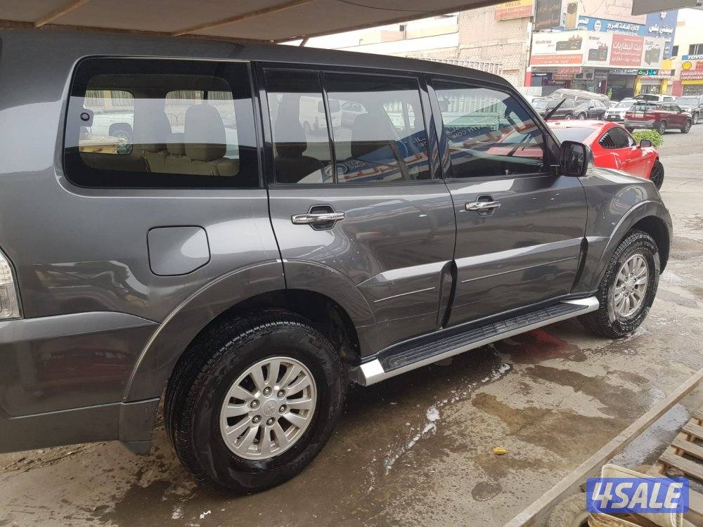 للبيع جيب باجيرو موديل 20123