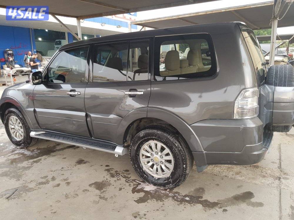 للبيع جيب باجيرو موديل 20124