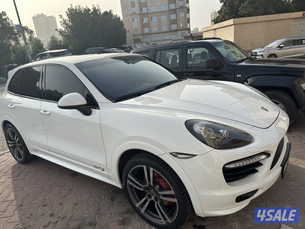 بورش جي تي اس نطيف جداا1