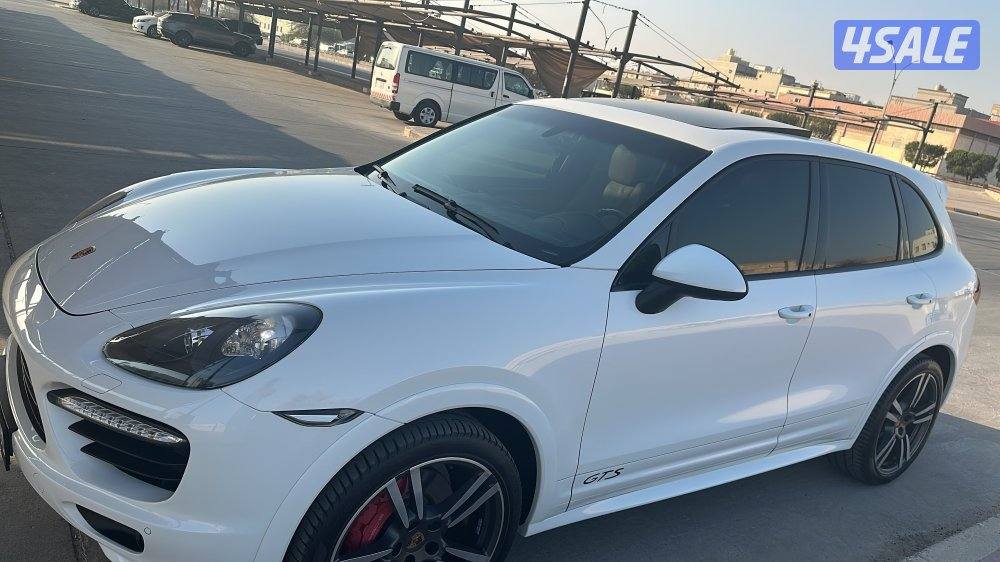 بورش جي تي اس نطيف جداا3