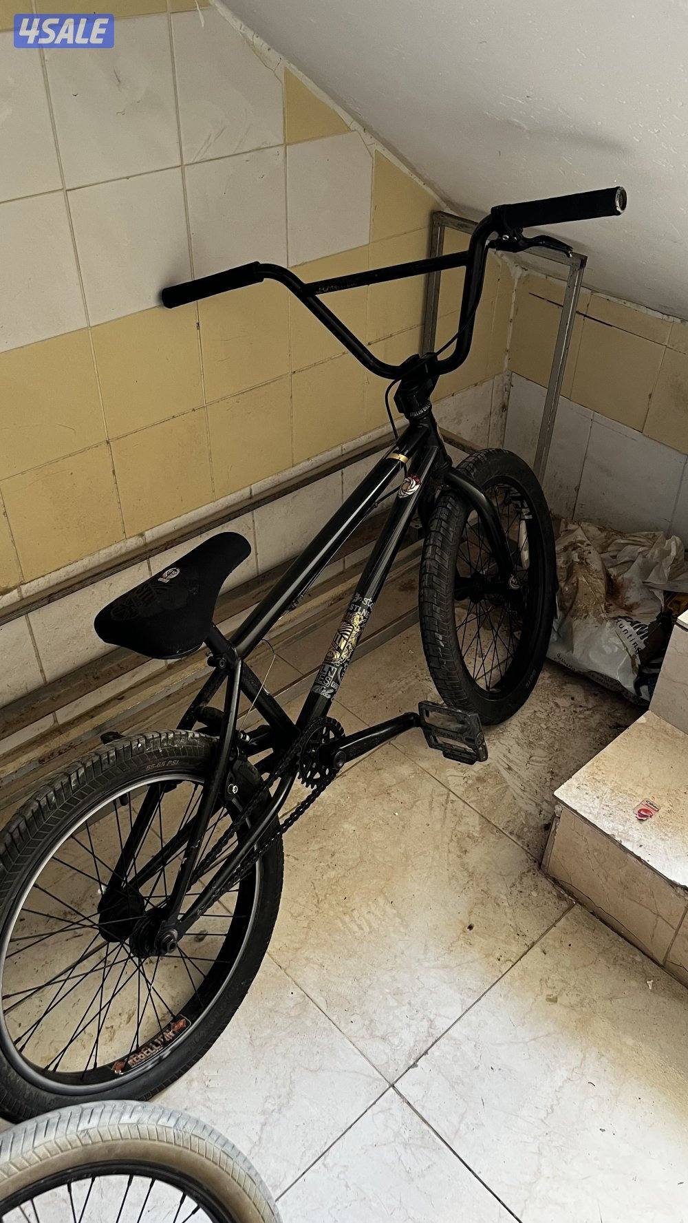 قاريBMX اصلي ونظيف توايرة جدد شرط على النظافة0