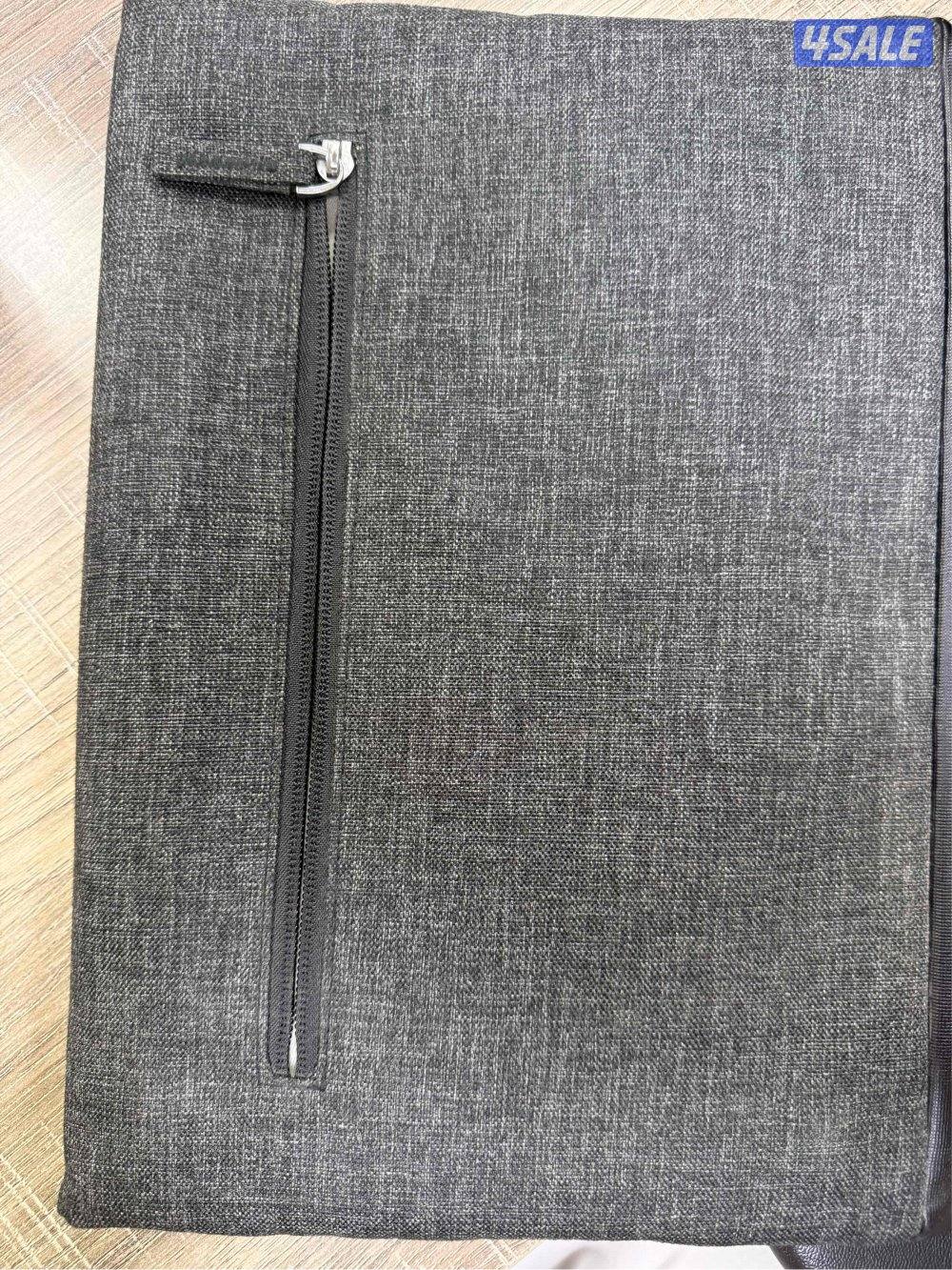 للبيع ماك بوك اير M1 2566