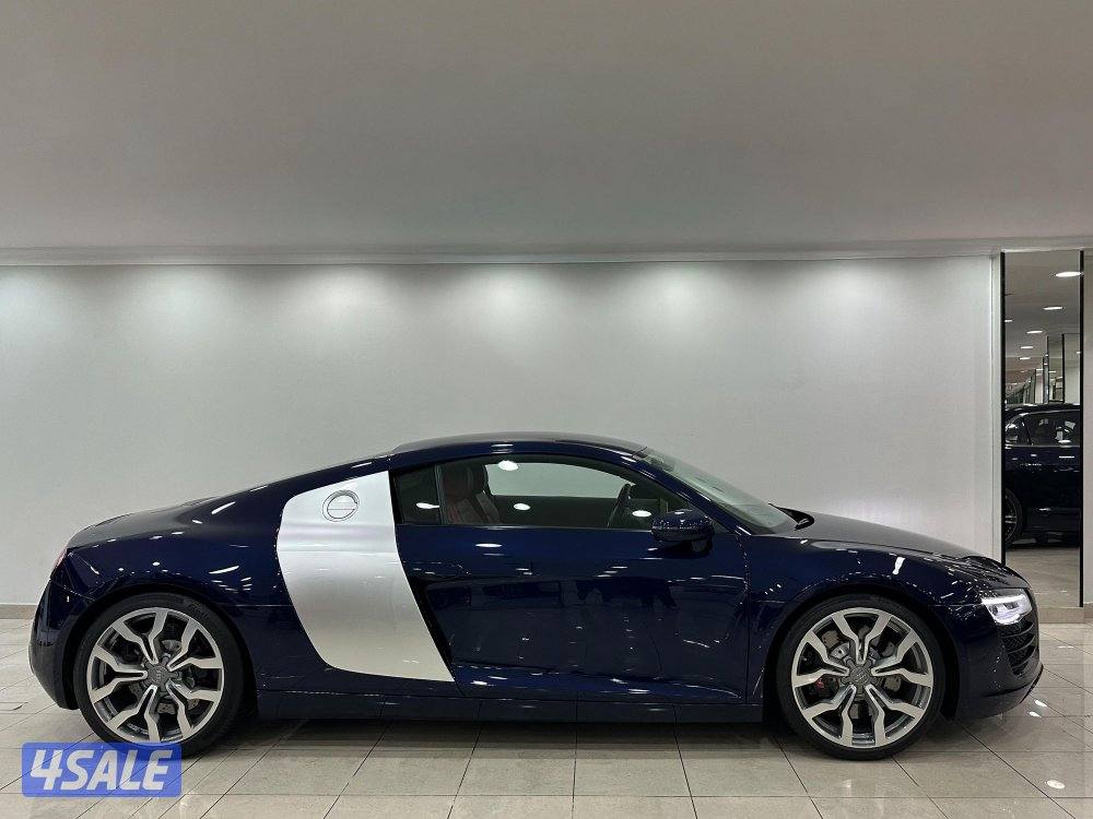 اودي R8 وكالة موديل 2015 عداد الفين كيلو فقط0