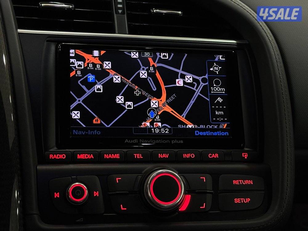 اودي R8 وكالة موديل 2015 عداد الفين كيلو فقط7