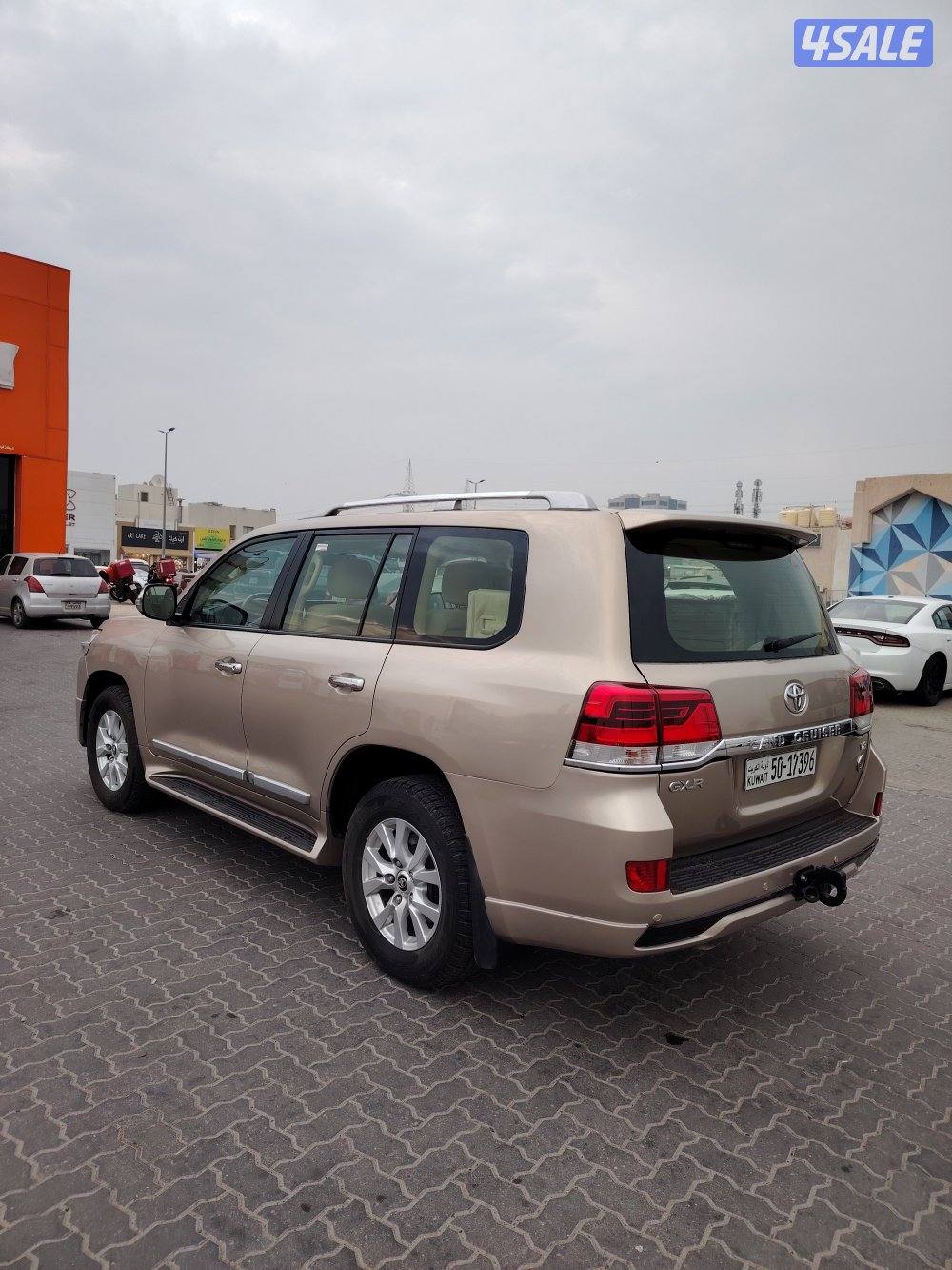 لاندGXR الساير ٢٠١٧ ماشي١٦٤ الف2