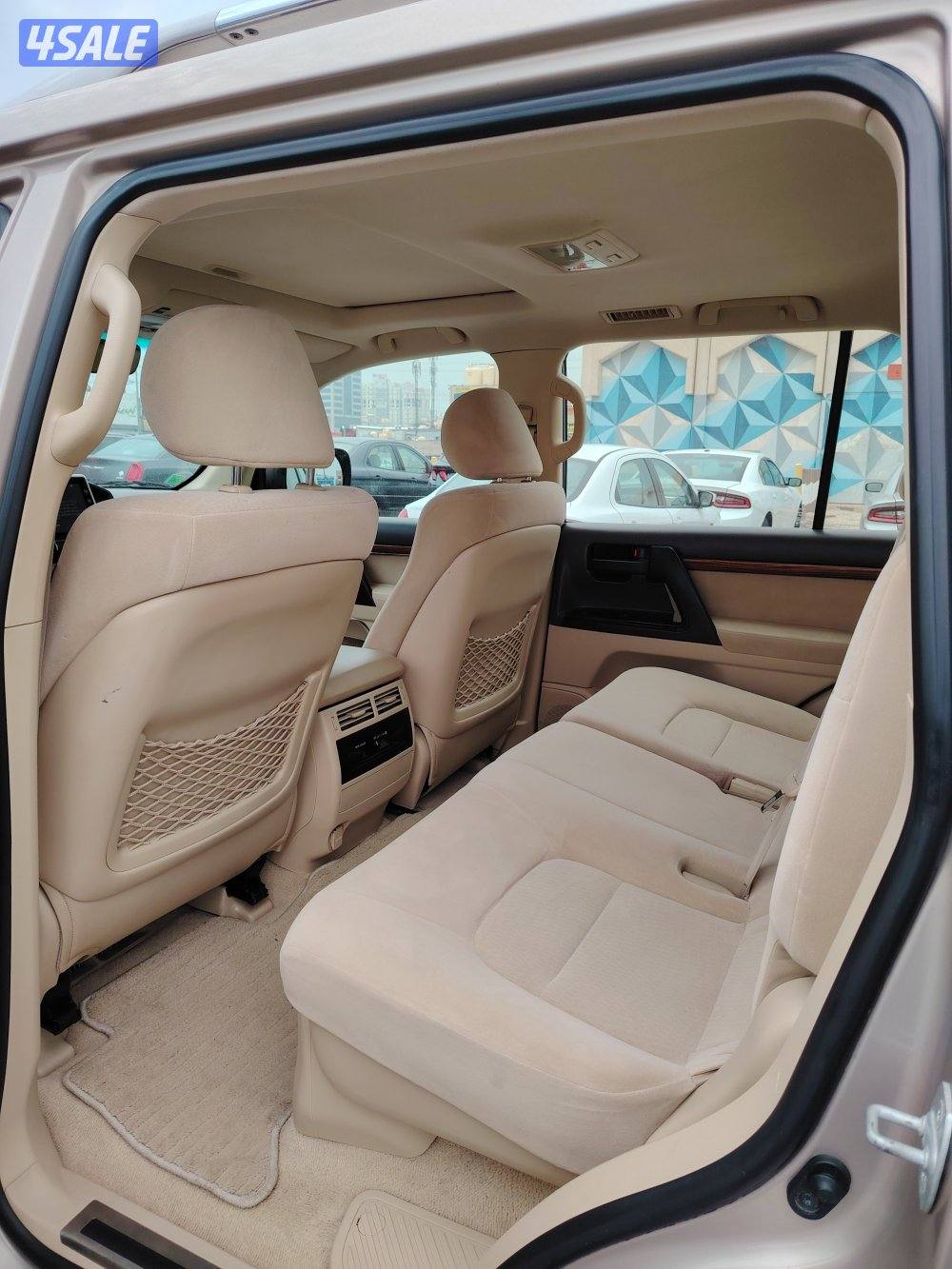 لاندGXR الساير ٢٠١٧ ماشي١٦٤ الف6