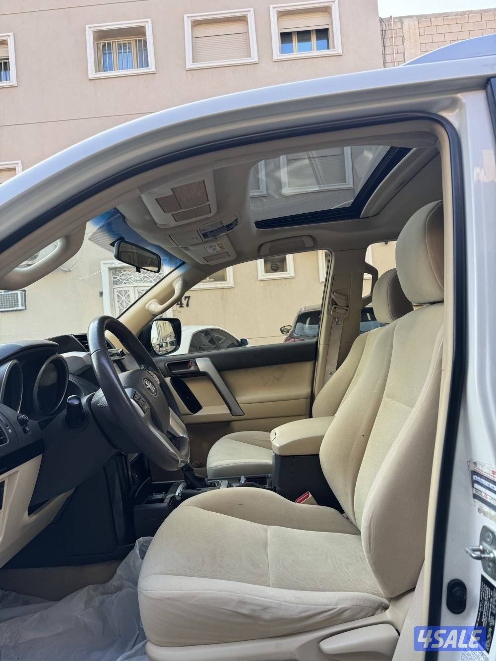 للبيع برادو 2017 صبغ الوكاله3