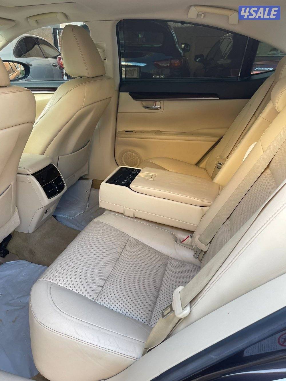 لكزس موديل 2013 شرط الفحص يوجد اصباغ ماشي 187 الف 6 سلندر3