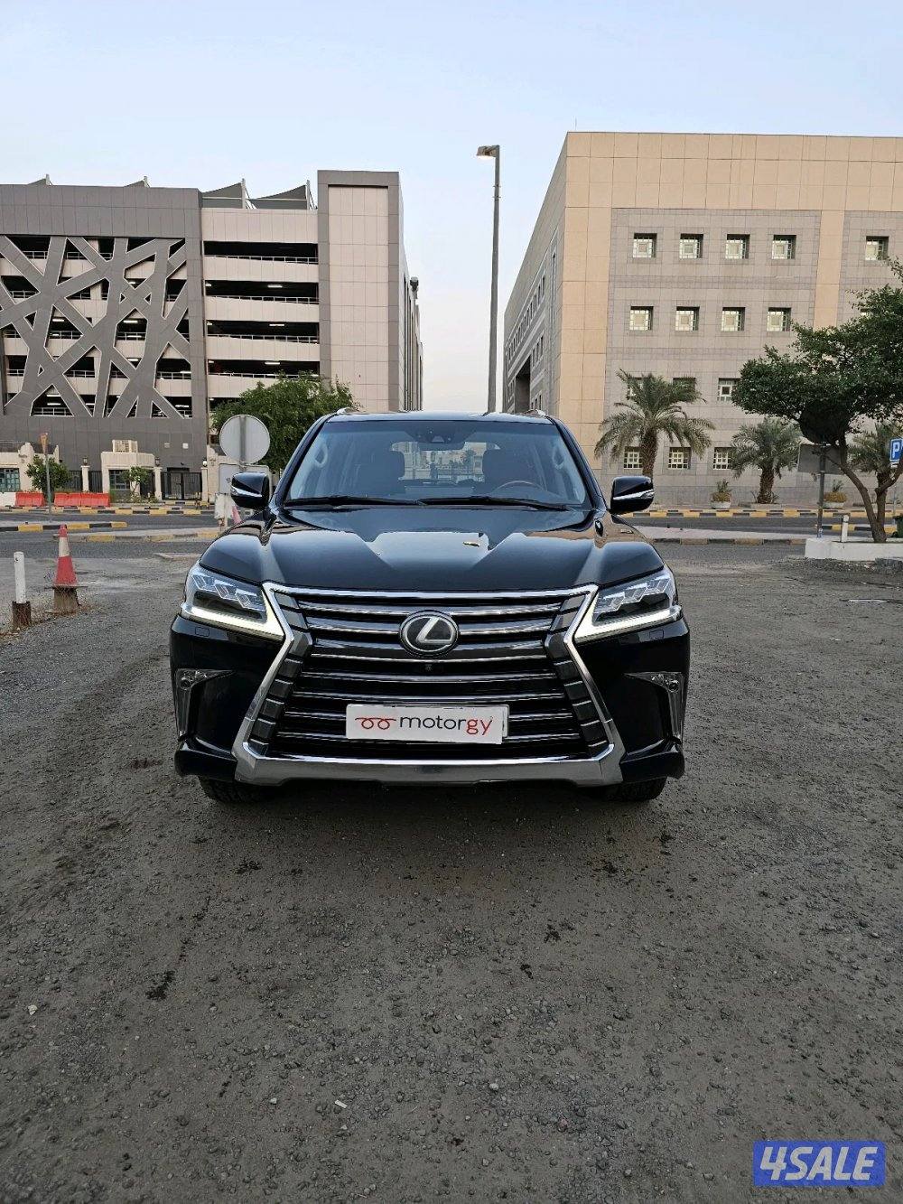 LEXUS LX5703