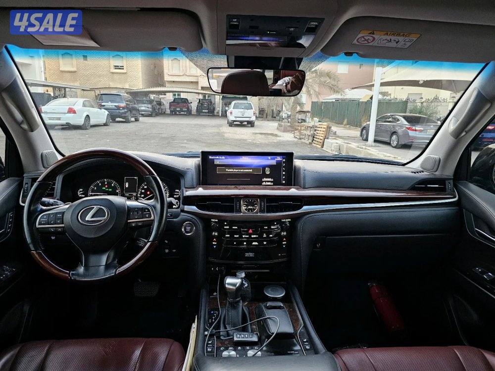 LEXUS LX5705