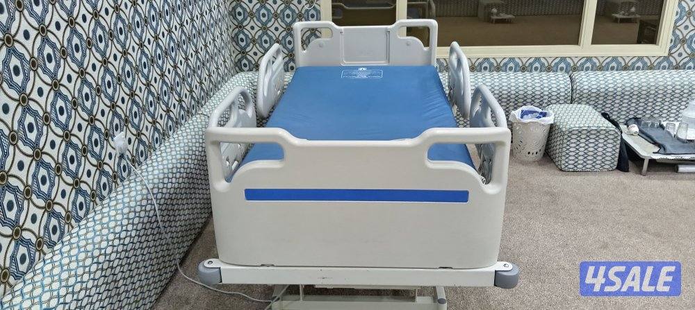 سرير طبي شبه جديد استعمال شهرين.2