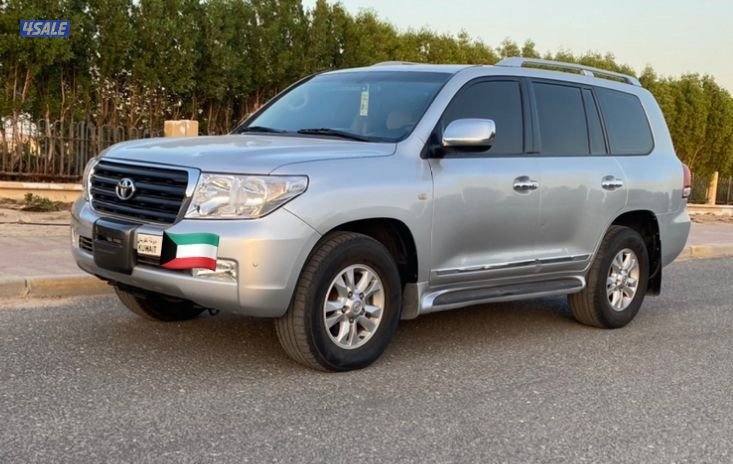 للبيع لانكروزر / 2010 GXR 8 سلندر0