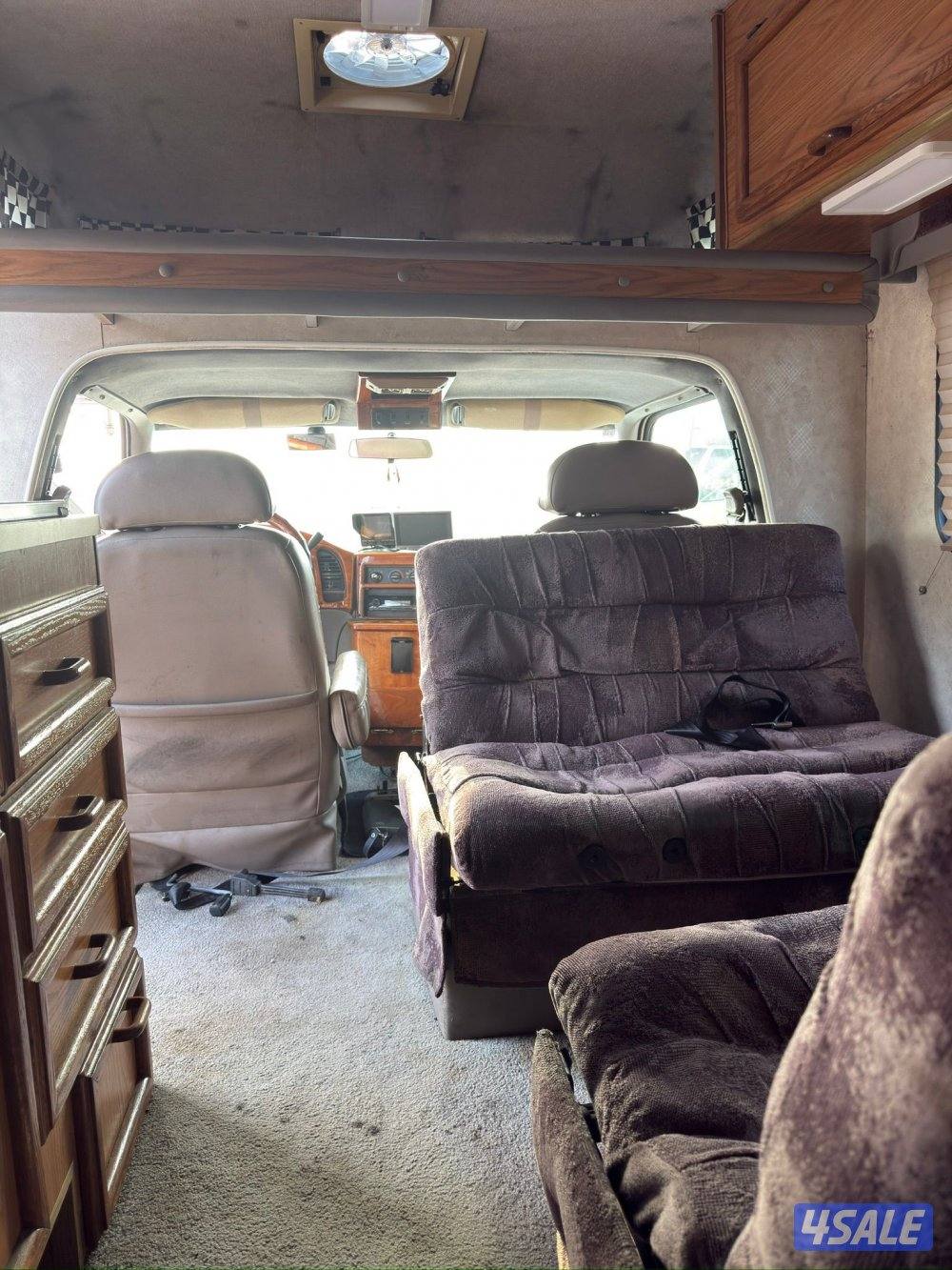 للبيع كرڤان نوع شفر موديل 974