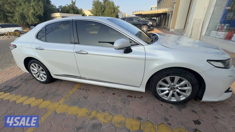 260,000 km كامري 2019 GLE1