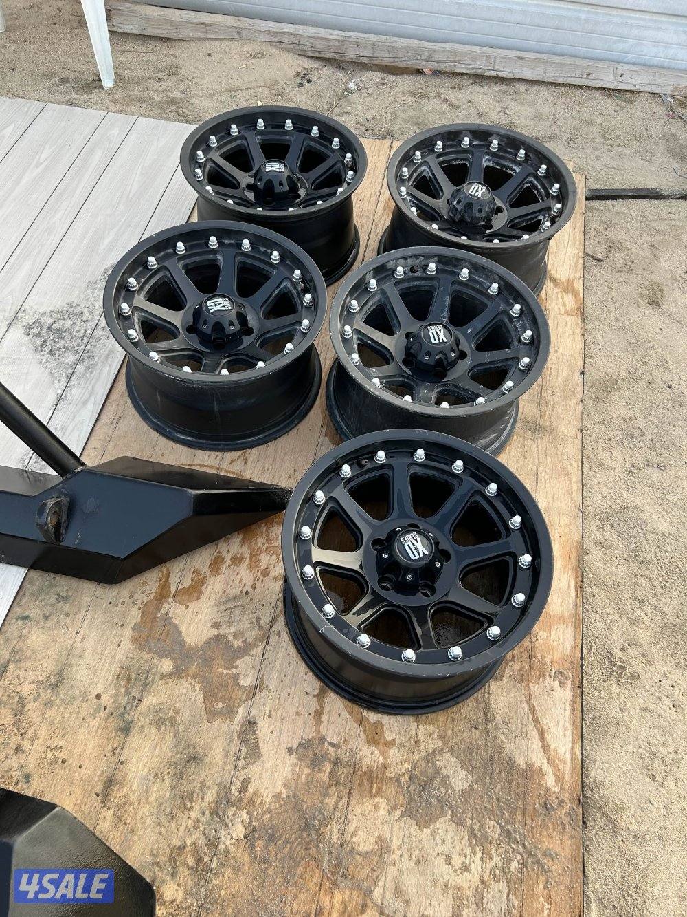 للبيع رنقات رانجلر عدد5+دعامية امامية خلفية مع قلص +اثنين دواسة1