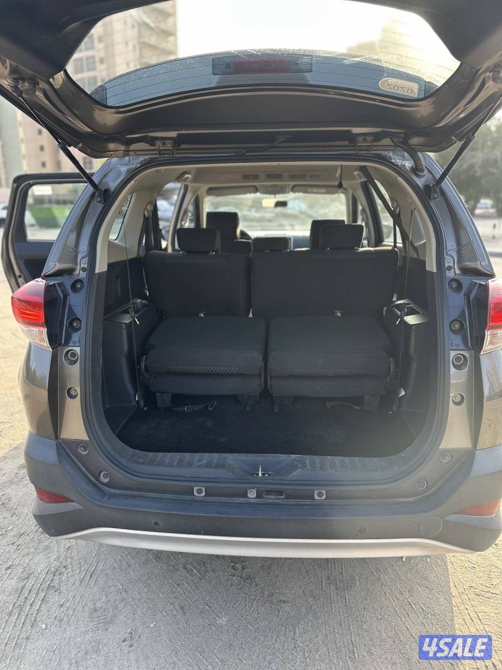 تويوتا رش 2020 بحالة ممتازة جدا4