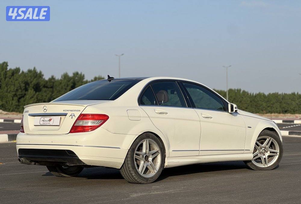 مرسيدس C200 موديل 20104