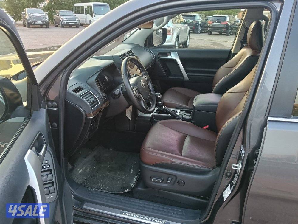 السالمية تويوتا برادو VX موديل 2020 V68