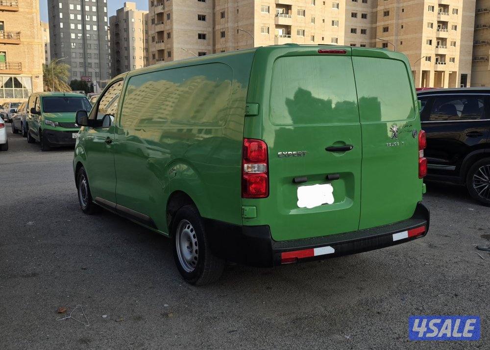 بيجو 2020/21/2213