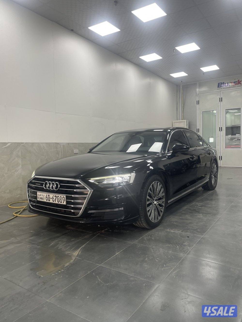 اودي A8 الغانم0