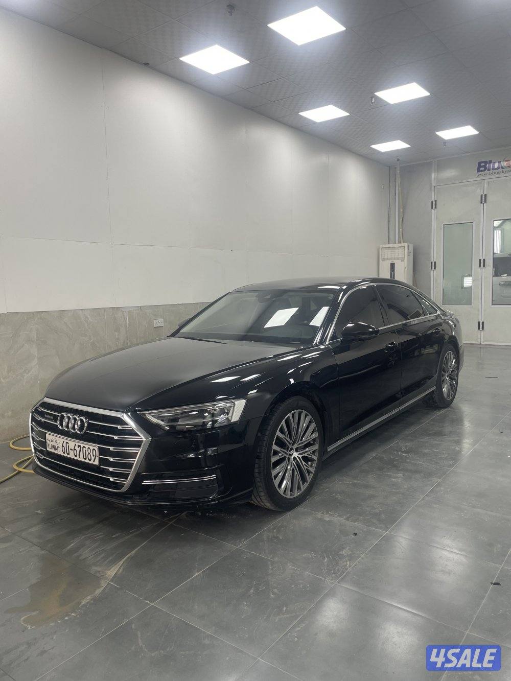 اودي A8 الغانم3