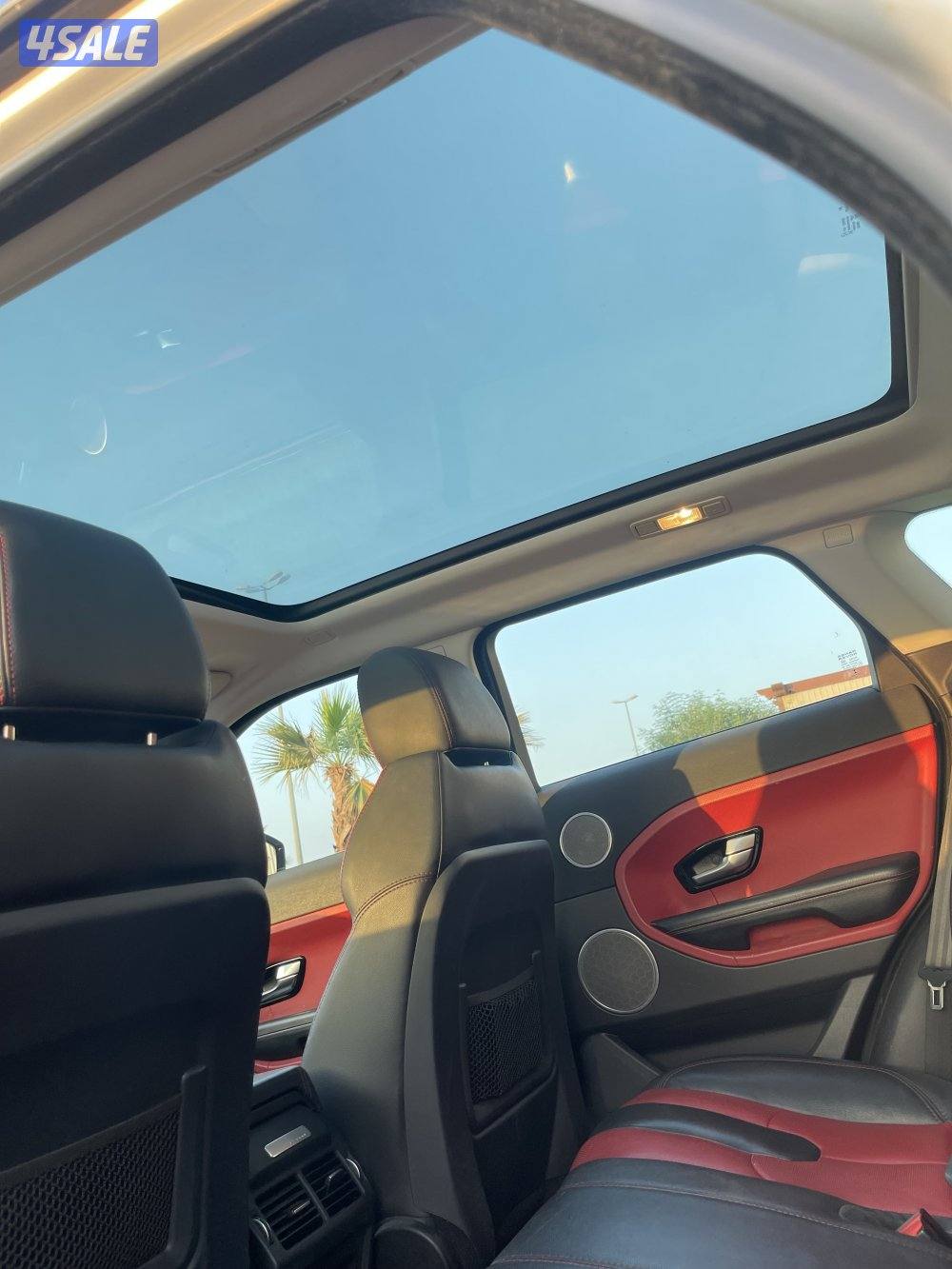 للبيع رينج روفر ايفوك(برستيج) الدرجه الاولي اعلي مواصفات عداد 126كم1