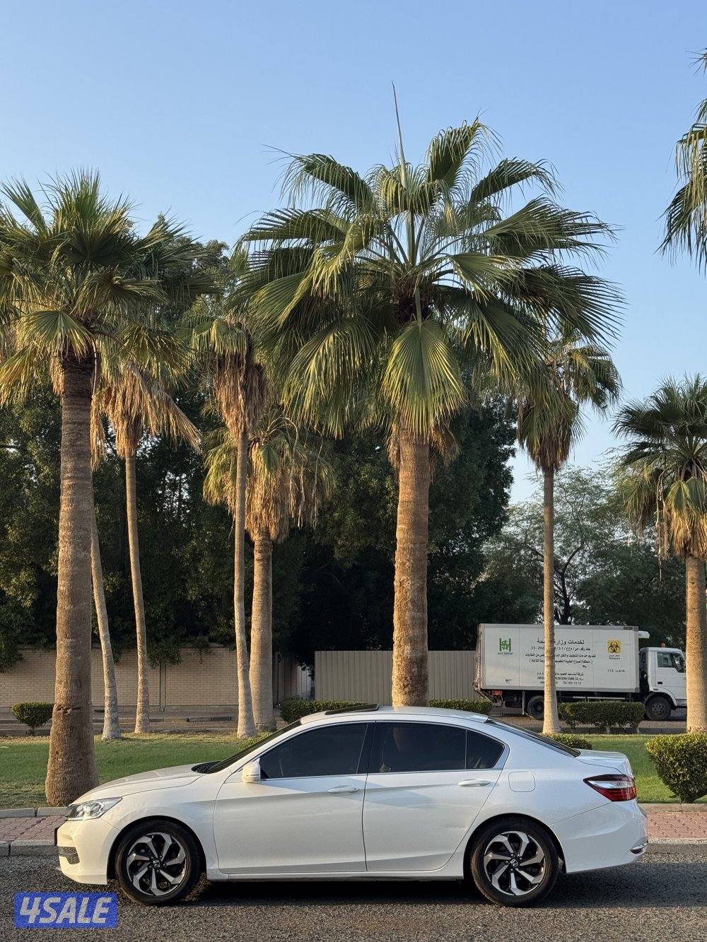 للبيع هوندا اكورد موديل 2017 اربعه سلندر فتحه1