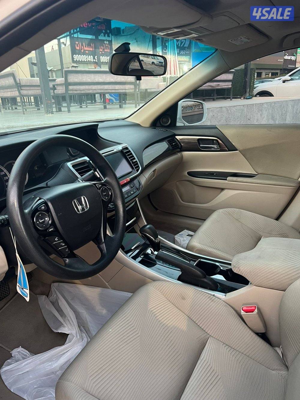 للبيع هوندا اكورد موديل 2017 اربعه سلندر فتحه7