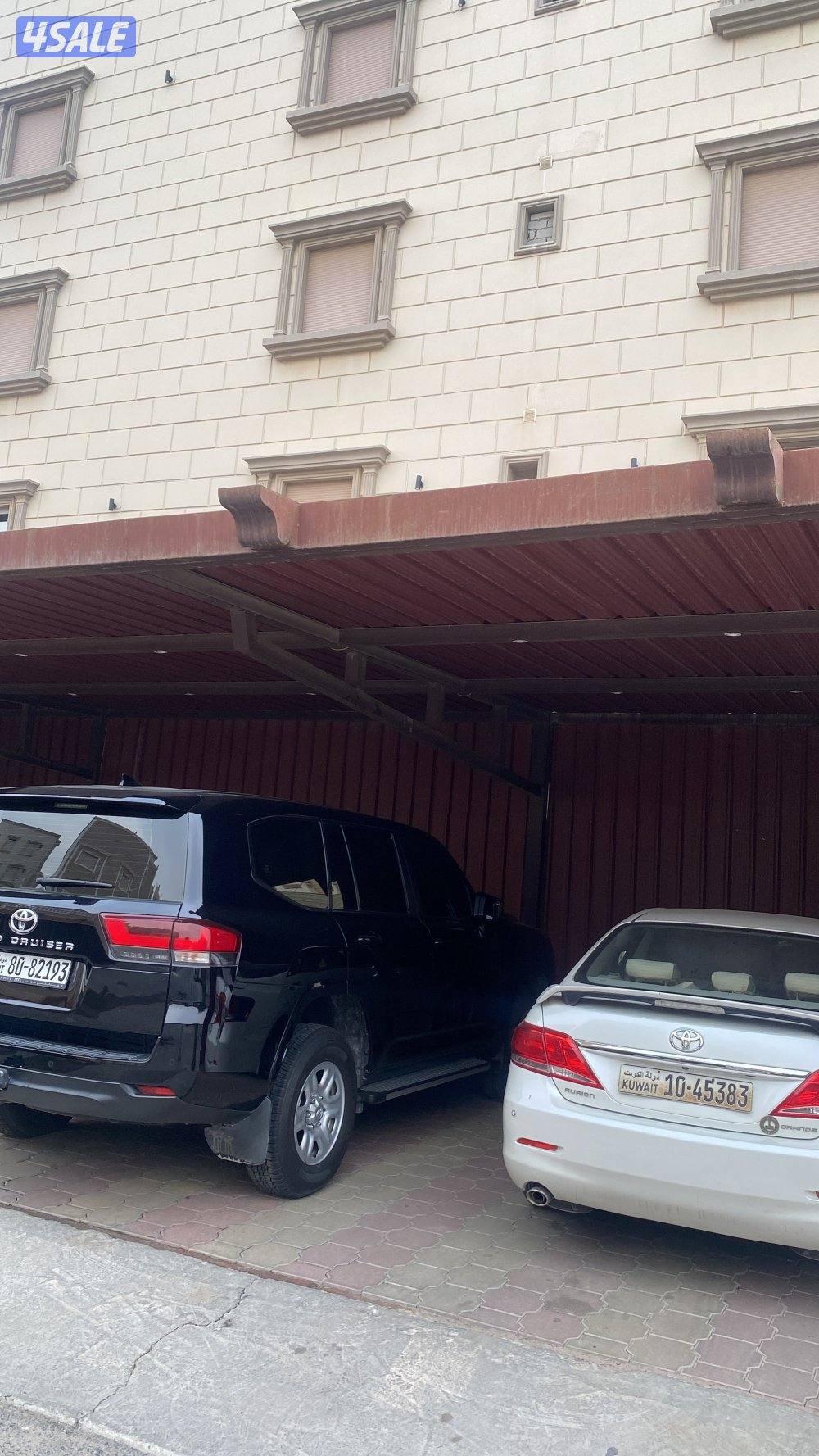 للإيجار قسيمه ثلاث طوابق ف المطلاع بها ٦غرف ماستر وديوانيه وصالات وغ خ2