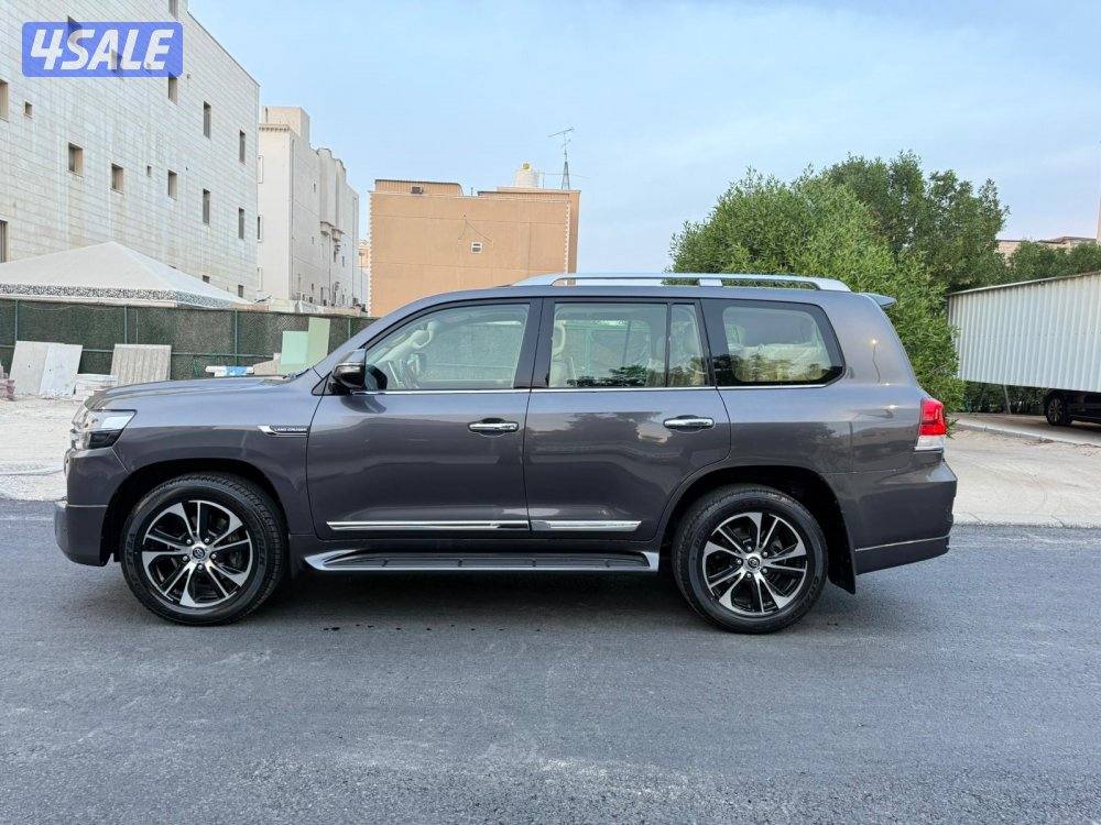 لاند كروزر5