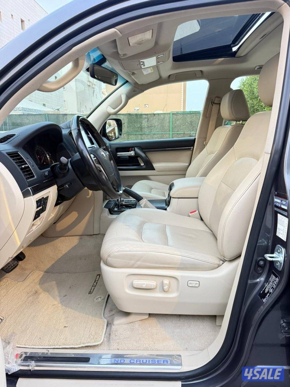 لاند كروزر9