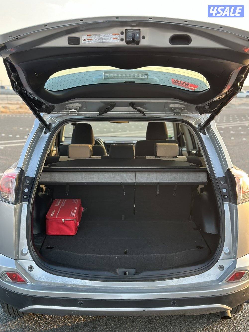 تويوتا- راف 4 2018 عداد 90 صبغ الوكالة9