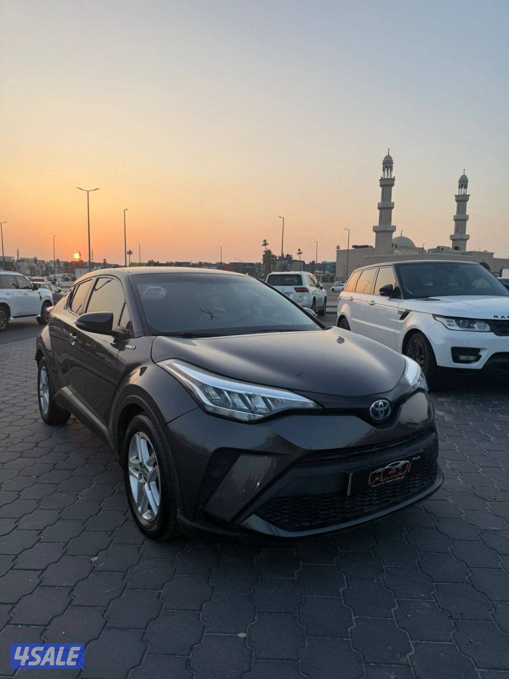 النشاما لبيع شراء السيارات تويوتا CHR2