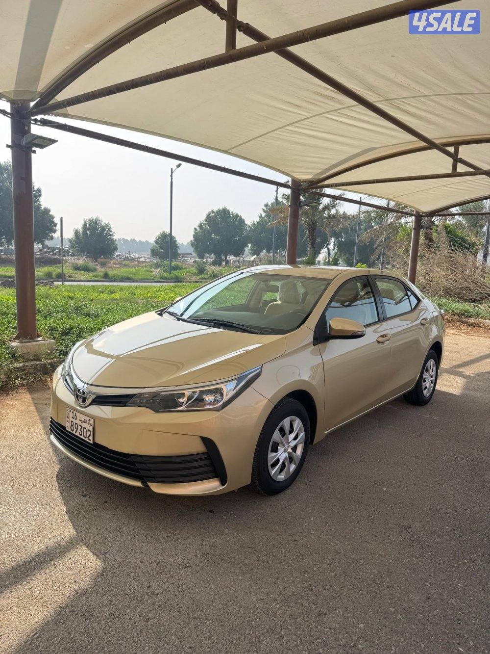 كورولا بحاله ممتازه عداد (76) الف كم فقط0