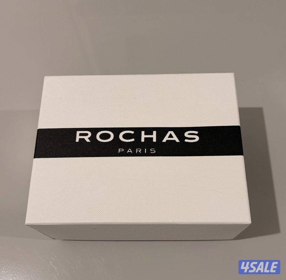 للبيع ساعه نسائيه ماركة ROCHAS1