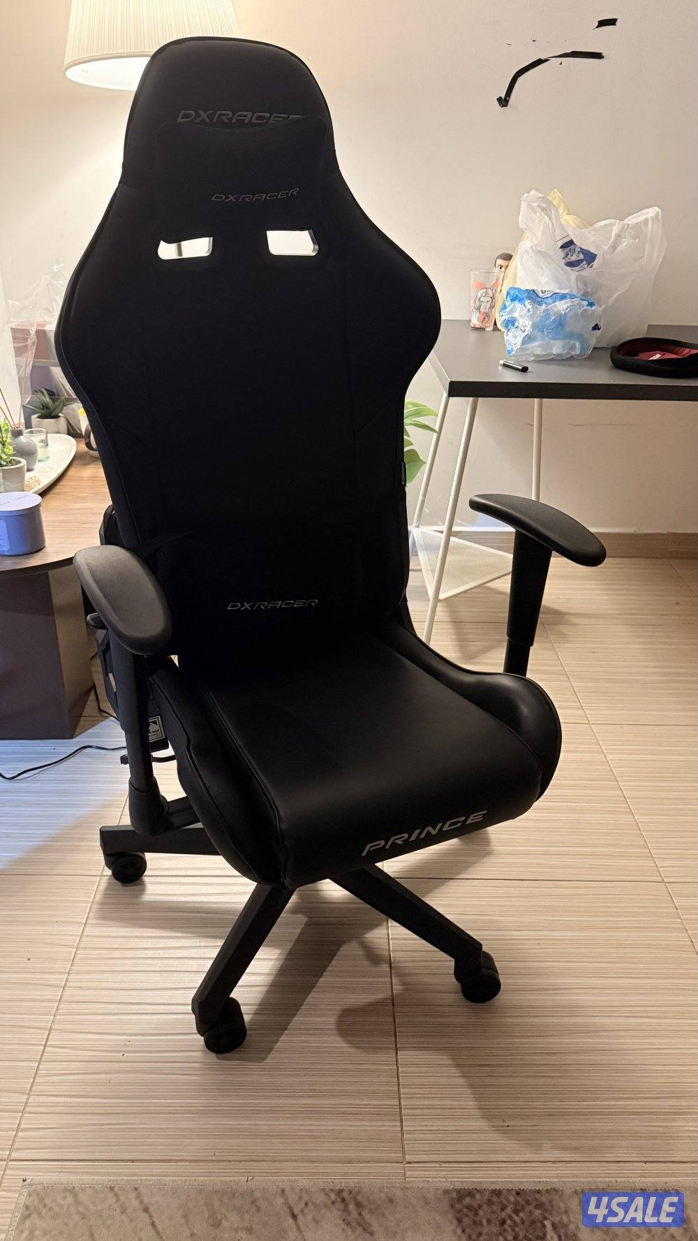 للبيع كرسي قيمنق3