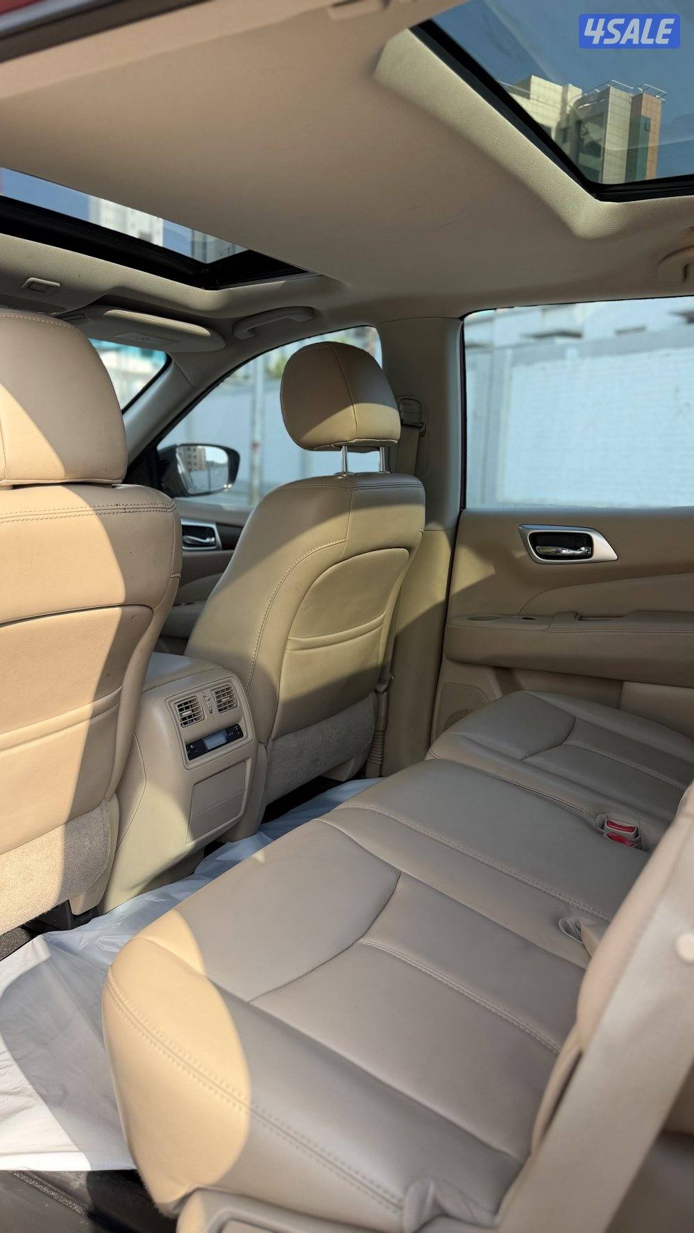 نيسان باثفايندر اعلى فئة ٢٠١٨ - عداد ٧٣ كم فقط7