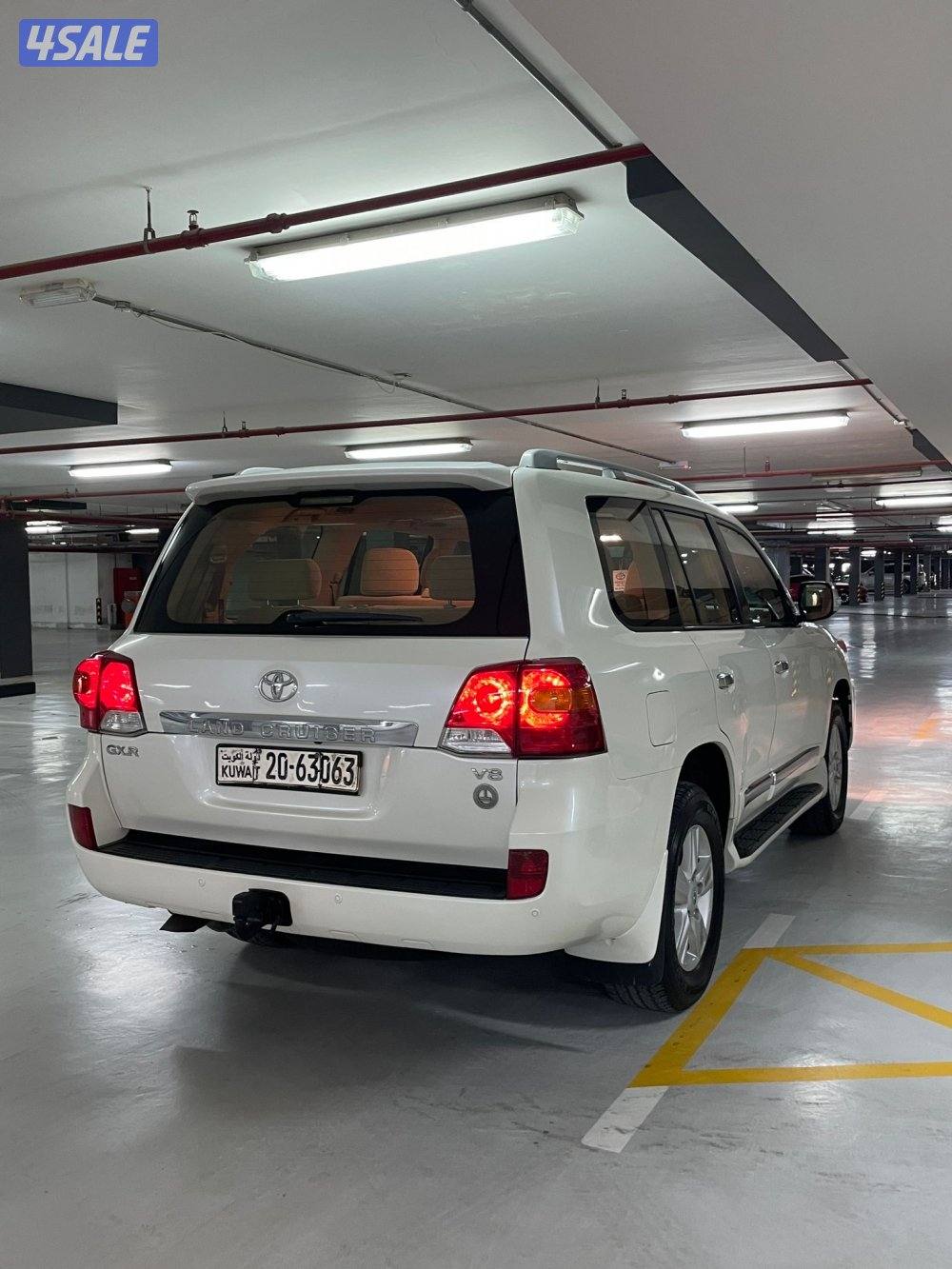 لاند كروزر السـاير GXR 201311