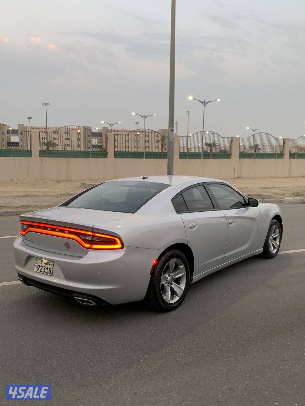 للبيع دوج شارجر3
