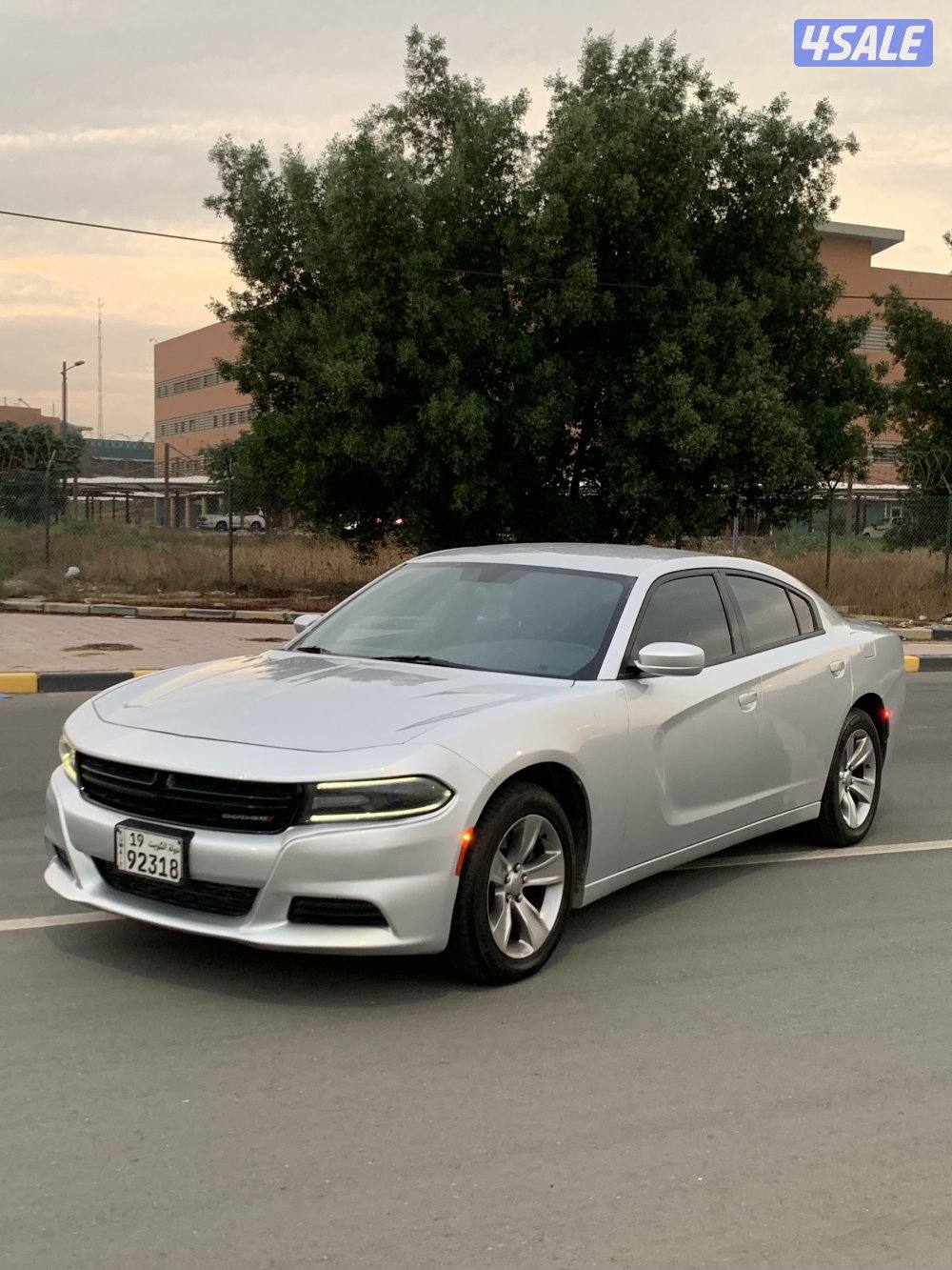 للبيع دوج شارجر5