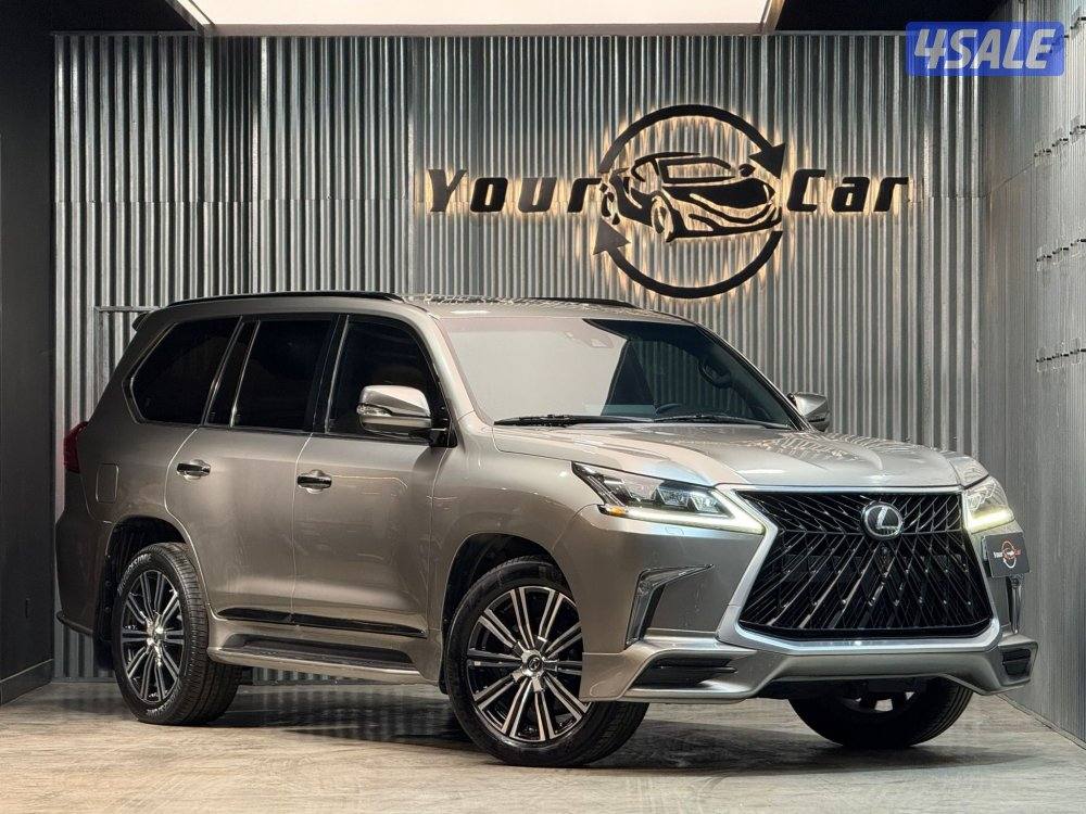 LEXUS LX 570 SPORT0