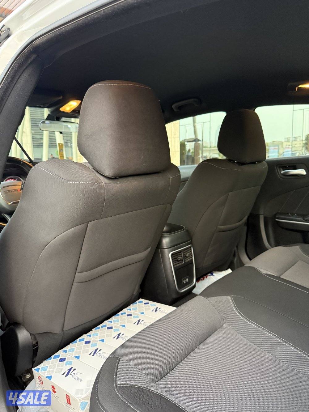 للبيع دوج تشارجر 20218