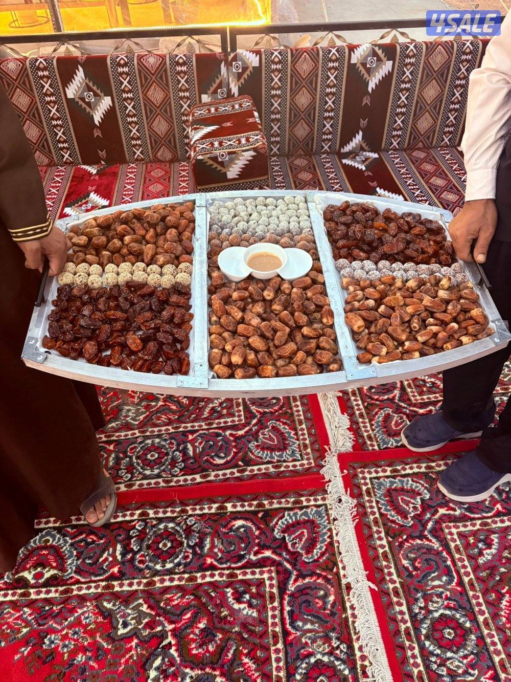 خدمه ضيافة رجال ونساء وجميع مستلزمات الأفراح والمناسبات باقل2