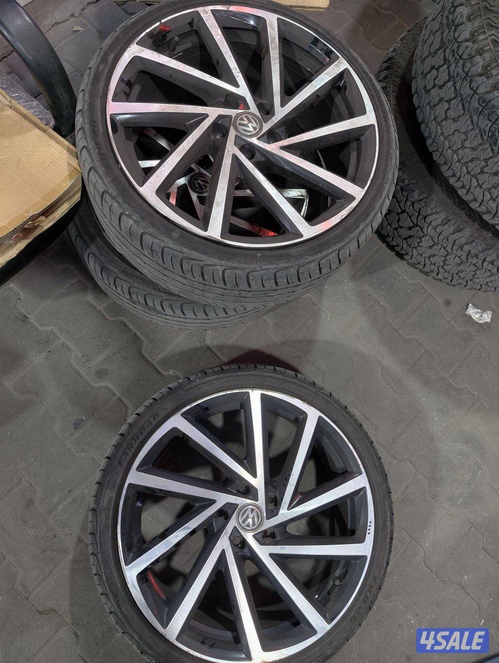vw r wheels للبيع رنقات جولف ار0